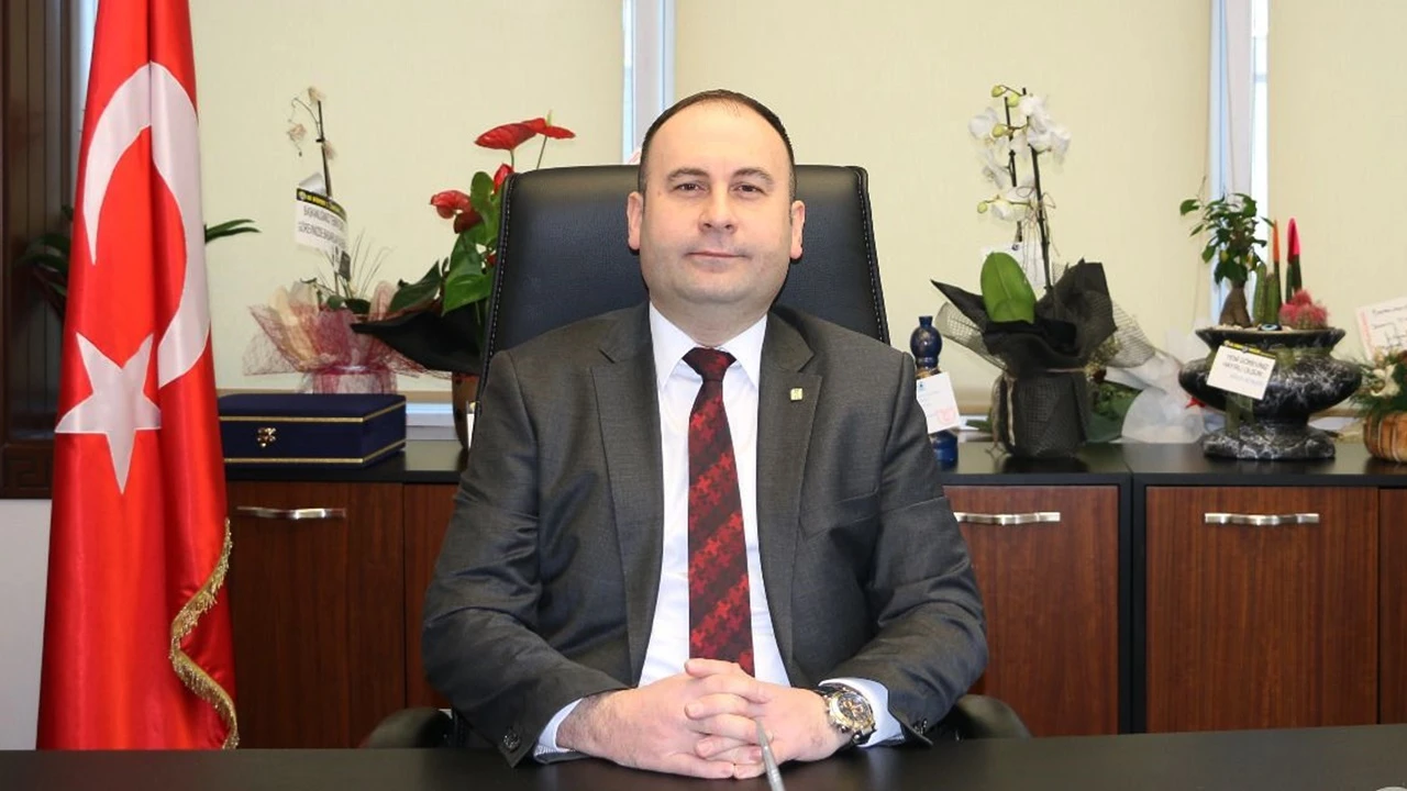 G&uuml;&ccedil;yetmez&rsquo;den tarihi &ccedil;ağrı: Bug&uuml;n susarsak, yarın hep birlikte enkaz altında kalırız!