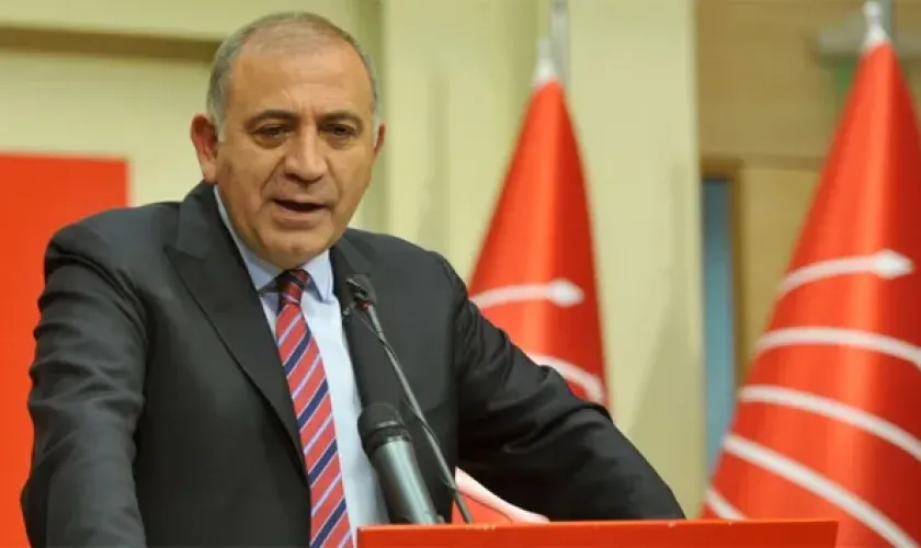 Gürsel Tekin pazartesi günü 4 kişilik heyetle birlikte İstanbul il binasına geleceğini söyledi