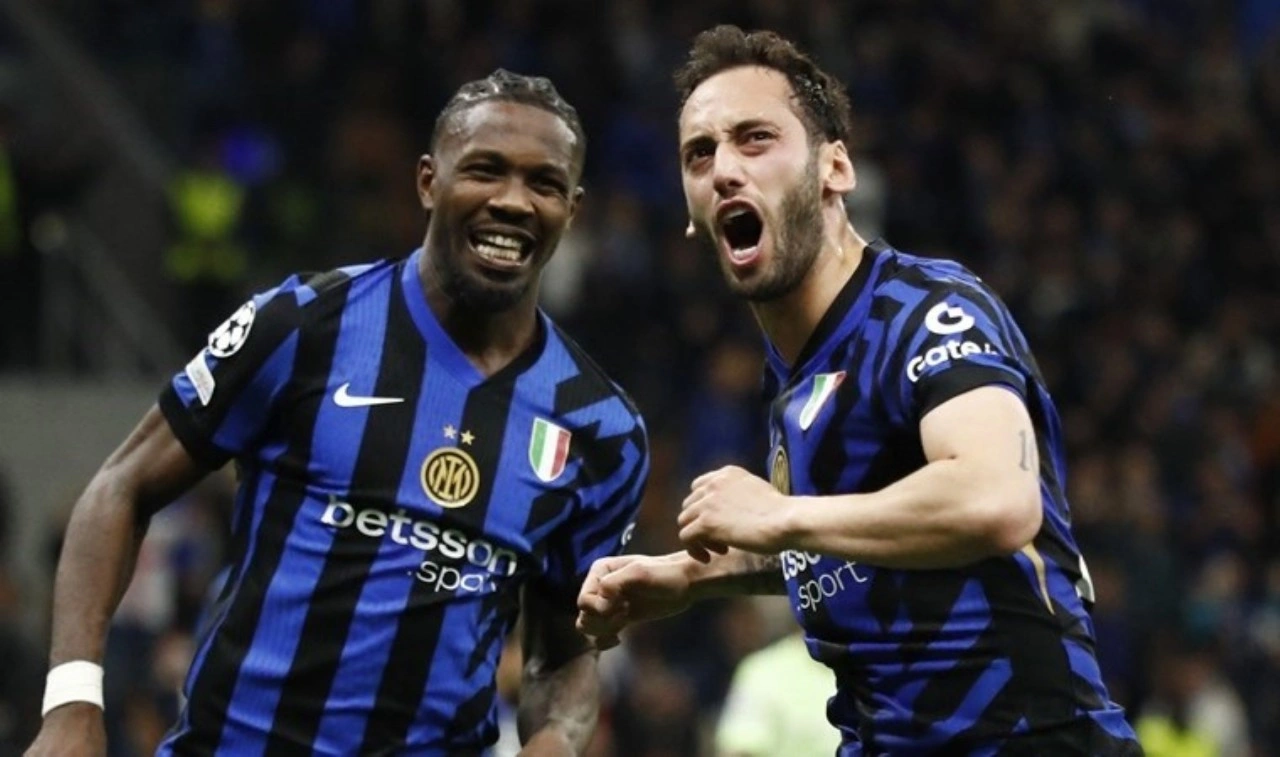 Hakan Çalhanoğlu UEFA Şampiyonlar Ligi'nde bir ilkin peşinde!