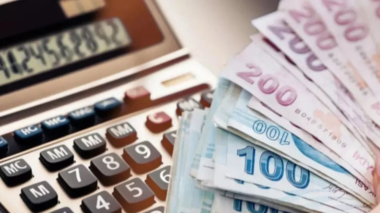 Hepsi tek tek zamlanacak! İşte 2026&rsquo;da ge&ccedil;erli olacak yeni &uuml;cretler...