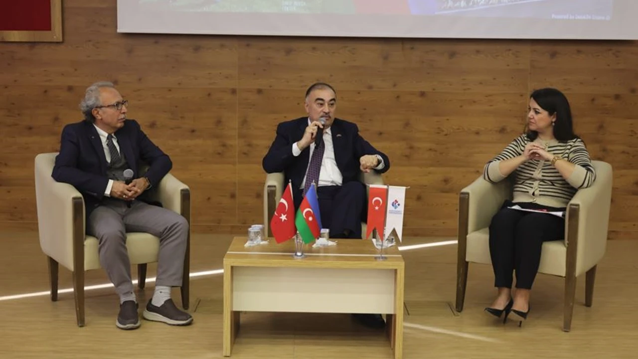 HKÜ’de Türkiye–Azerbaycan Dostluğu ve Stratejik Ortaklığı