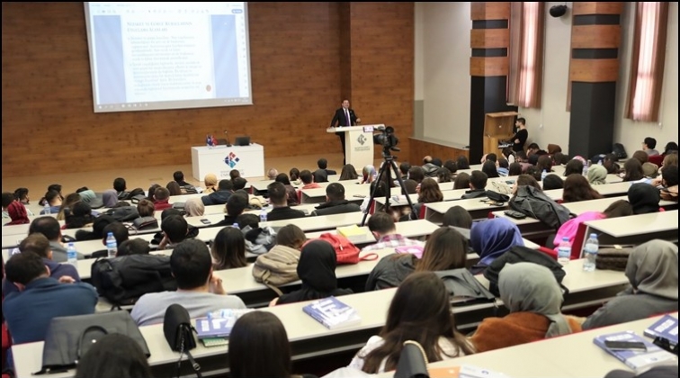 HK&Uuml;&rsquo;de Nezaket Kuralları semineri