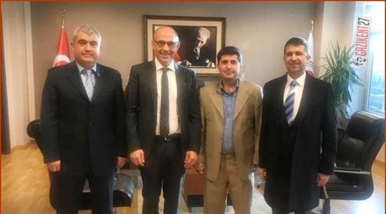 Hukuk&ccedil;u Hekimler&rsquo;den Başkan Navdar&rsquo;a ziyaret