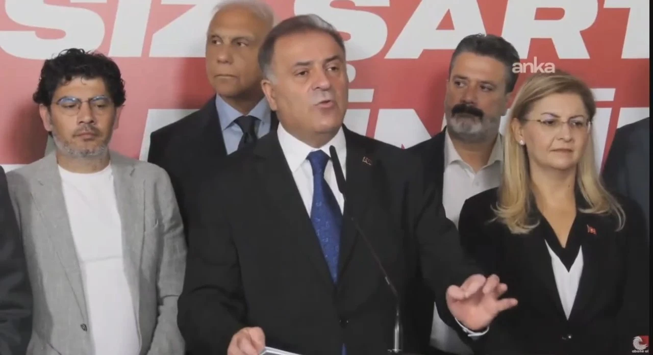 İBB Başkanvekili Nuri Aslan, AKP'ye ge&ccedil;en Eren Ali Bing&ouml;l'&uuml;n iddialarına yanıt verdi