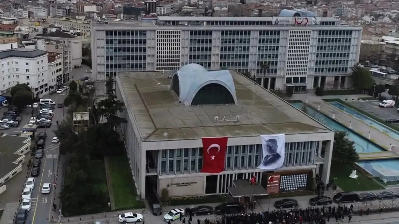 İBB'den 'İSKİ' iddialarına yanıt: 'Hiçbir şekilde idaremizi bağlamamaktadır&#039
