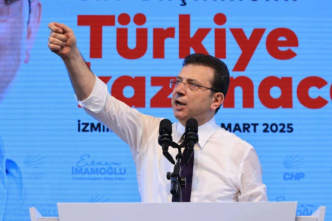 İmamoğlu, Akın Gürlek davasında hakim karşısına çıktı 