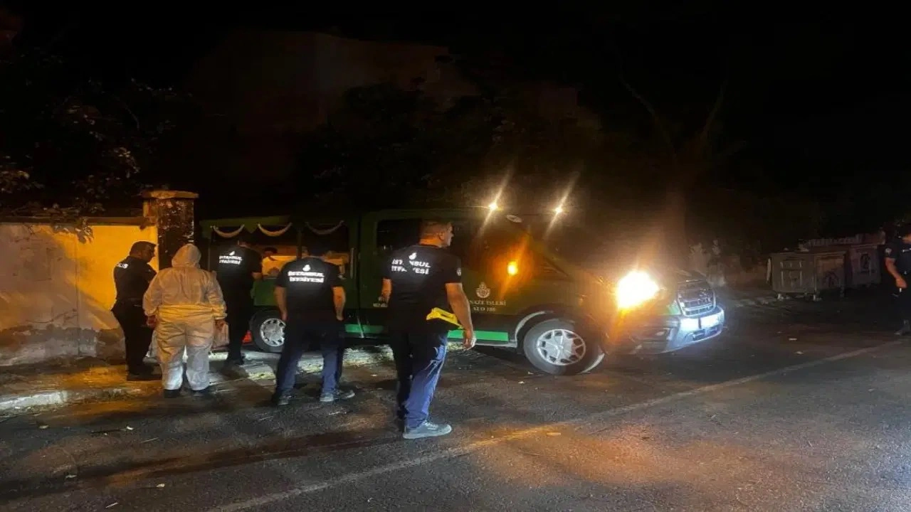 İstanbul'da metruk villada erkek cesedi bulundu!