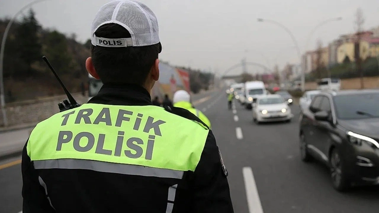 İstanbul'da trafiğe kapatılacak yollar açıklandı