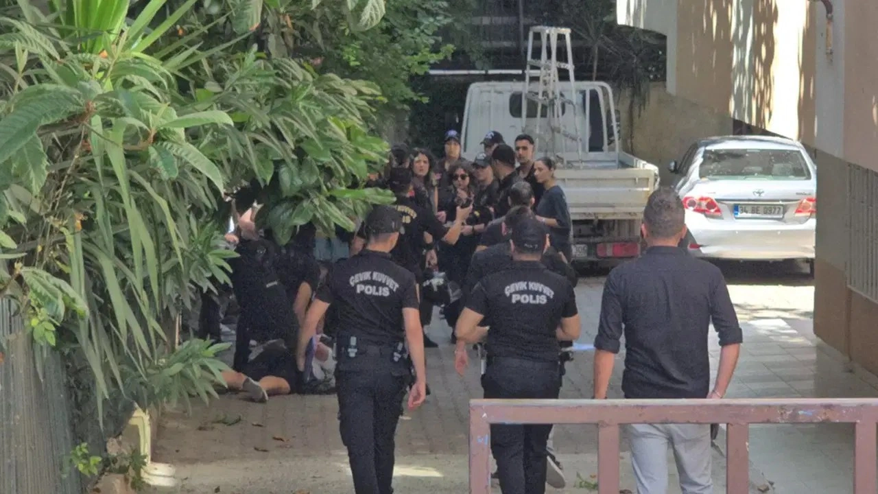 İstanbul'da 'yasaklı' Onur Yürüyüşü: 50 kişiye adli kontrol, 3 kişiye tutuklama isten