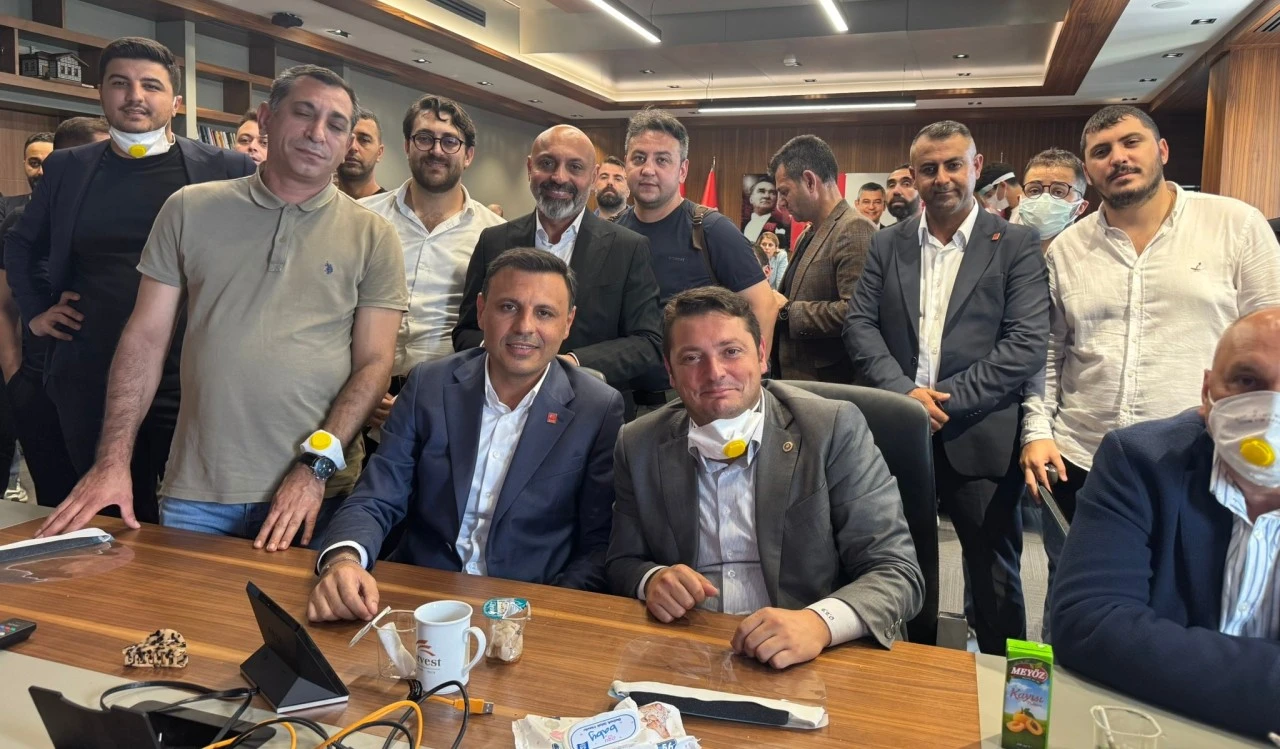 İşte, Özgür Çelik'in makam odasındaki son durum!