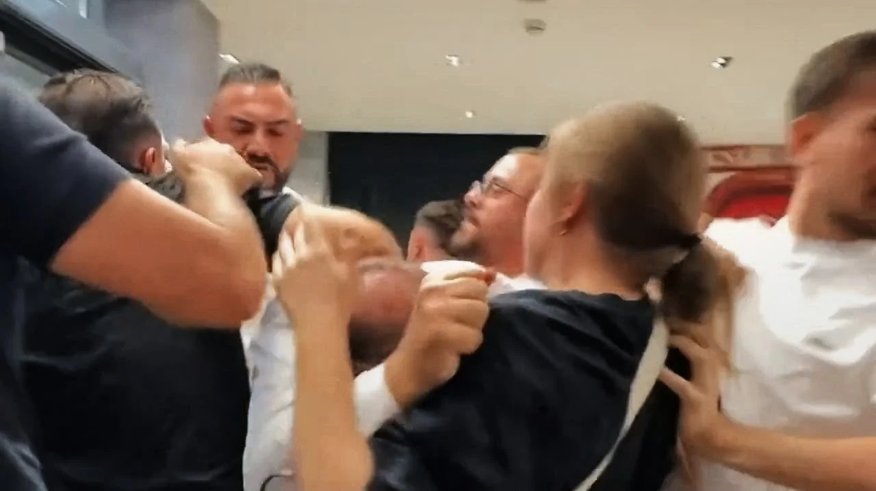 İzmir'de kadına 'mutlak butlan' şiddeti