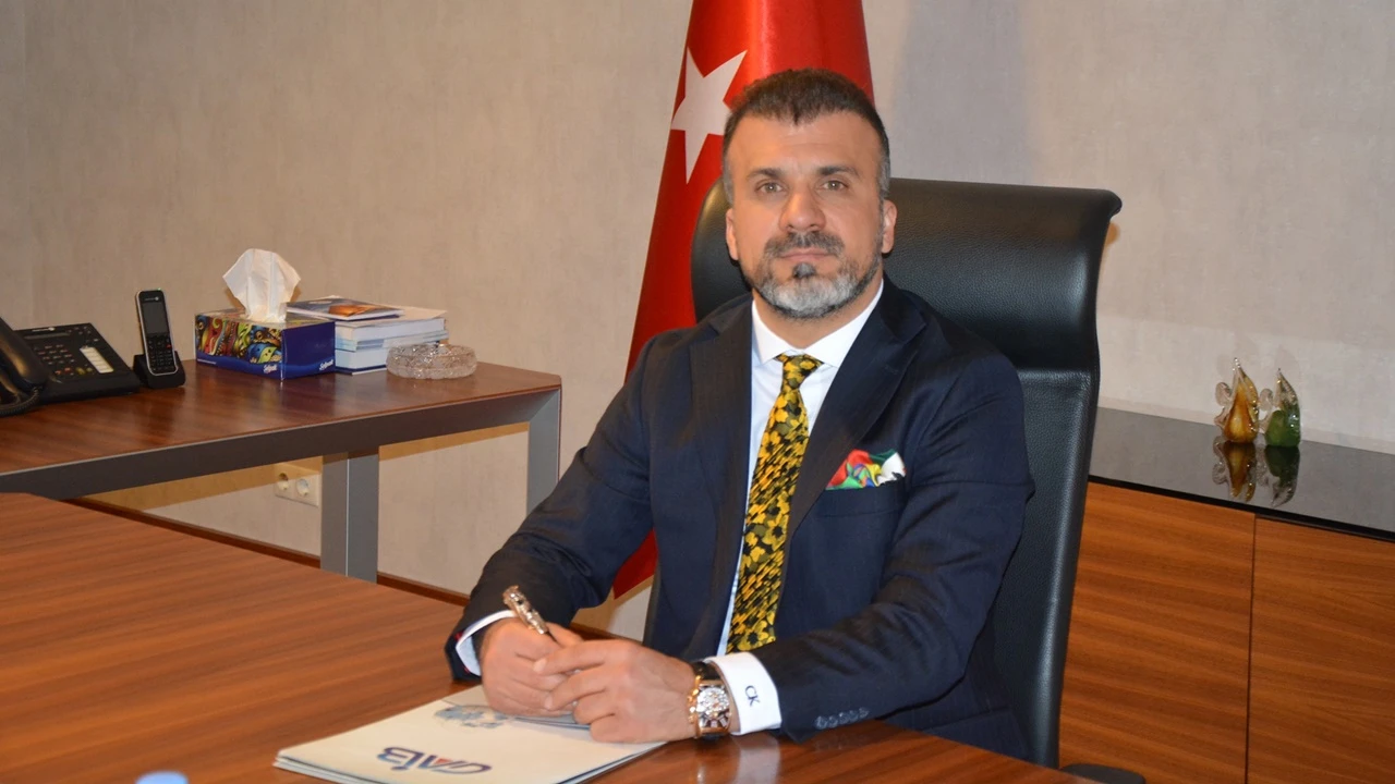 Kadooğlu’ndan 10 Kasım mesajı: Fikirleri, yolumuzu aydınlatmaya devam ediyor