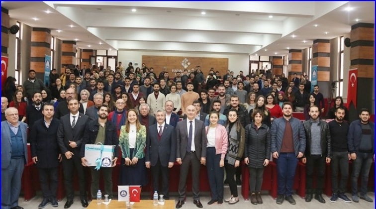 Kariyer g&uuml;nlerinde &ouml;ğrencilerle buluştu