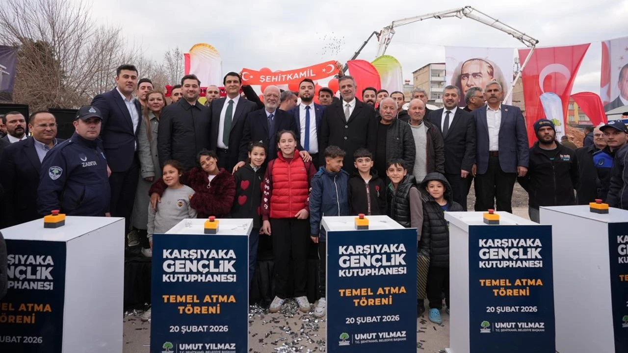 Karşıyaka Gen&ccedil;lik K&uuml;t&uuml;phanesi'nin temeli atıldı...