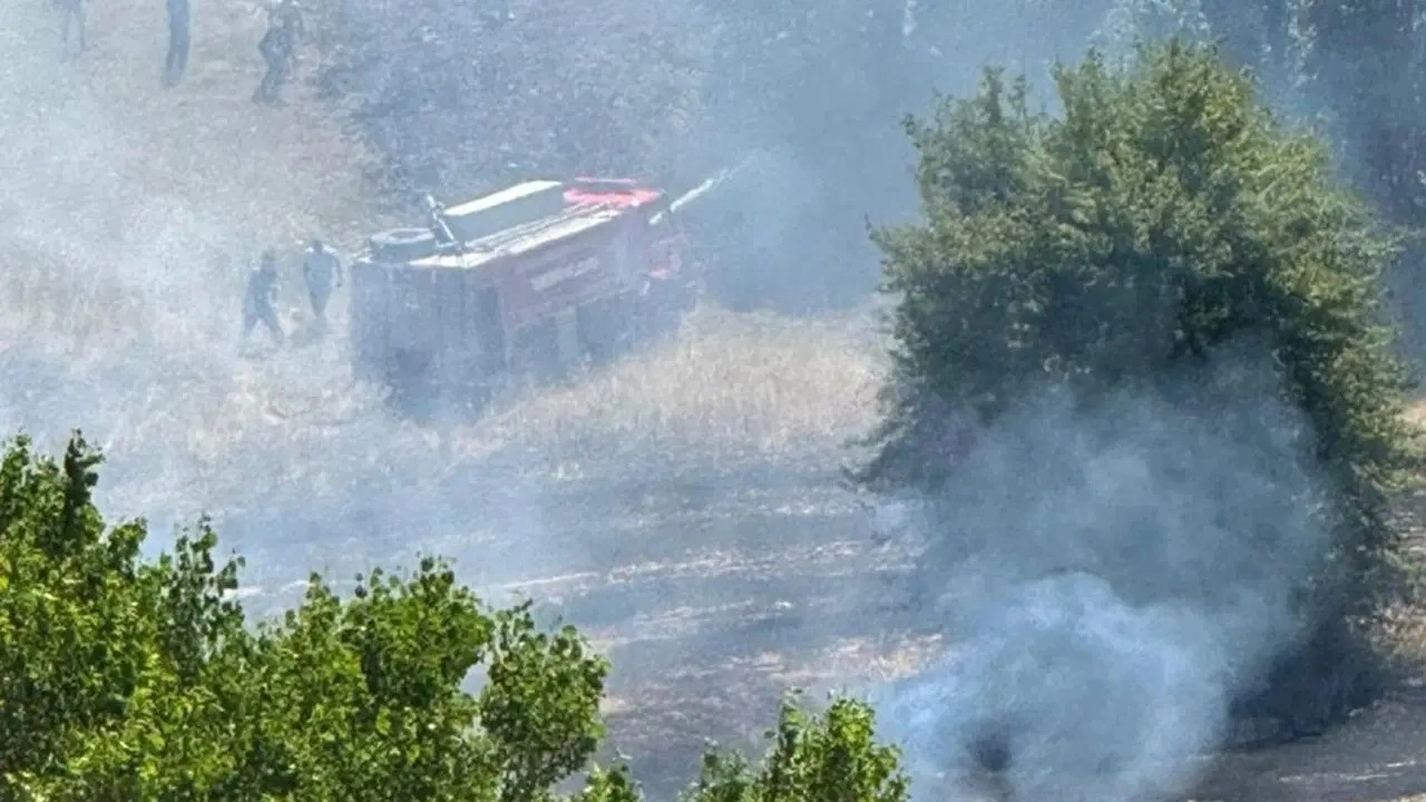 Kastamonu'da korkutan yangın! Alevler ormana sıçradı: 10 hektar alan zarar gördü