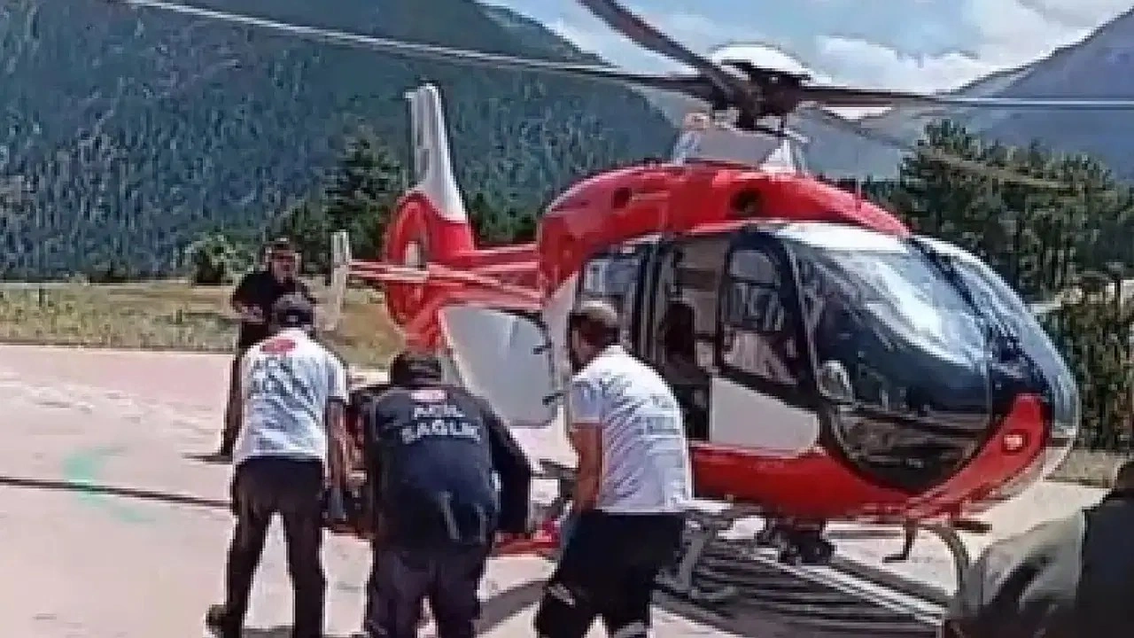 Kayseri'de facia gibi kaza! Traktör uçuruma yuvarlandı: 2'si ağır 8 yaralı