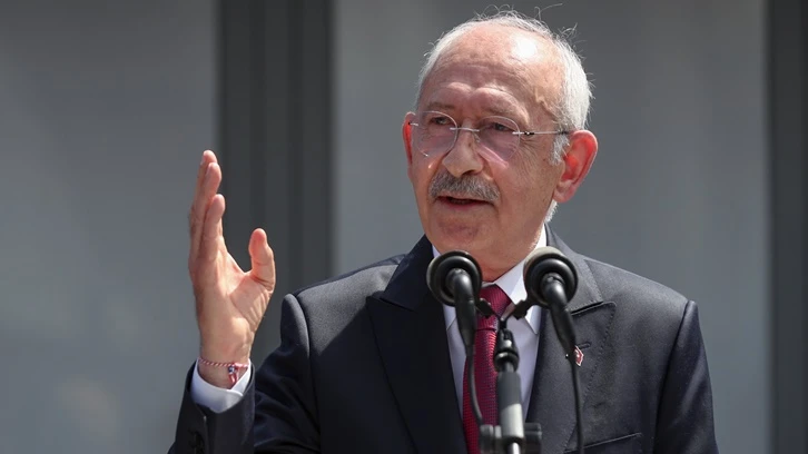 Kılıçdaroğlu'ndan bir söz de akademisyenlere