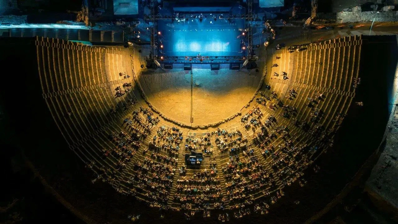 KKTC’nin en uzun soluklu festivali Mağusa’da sanatı canlandırıyor: Adanın festival ruhu...