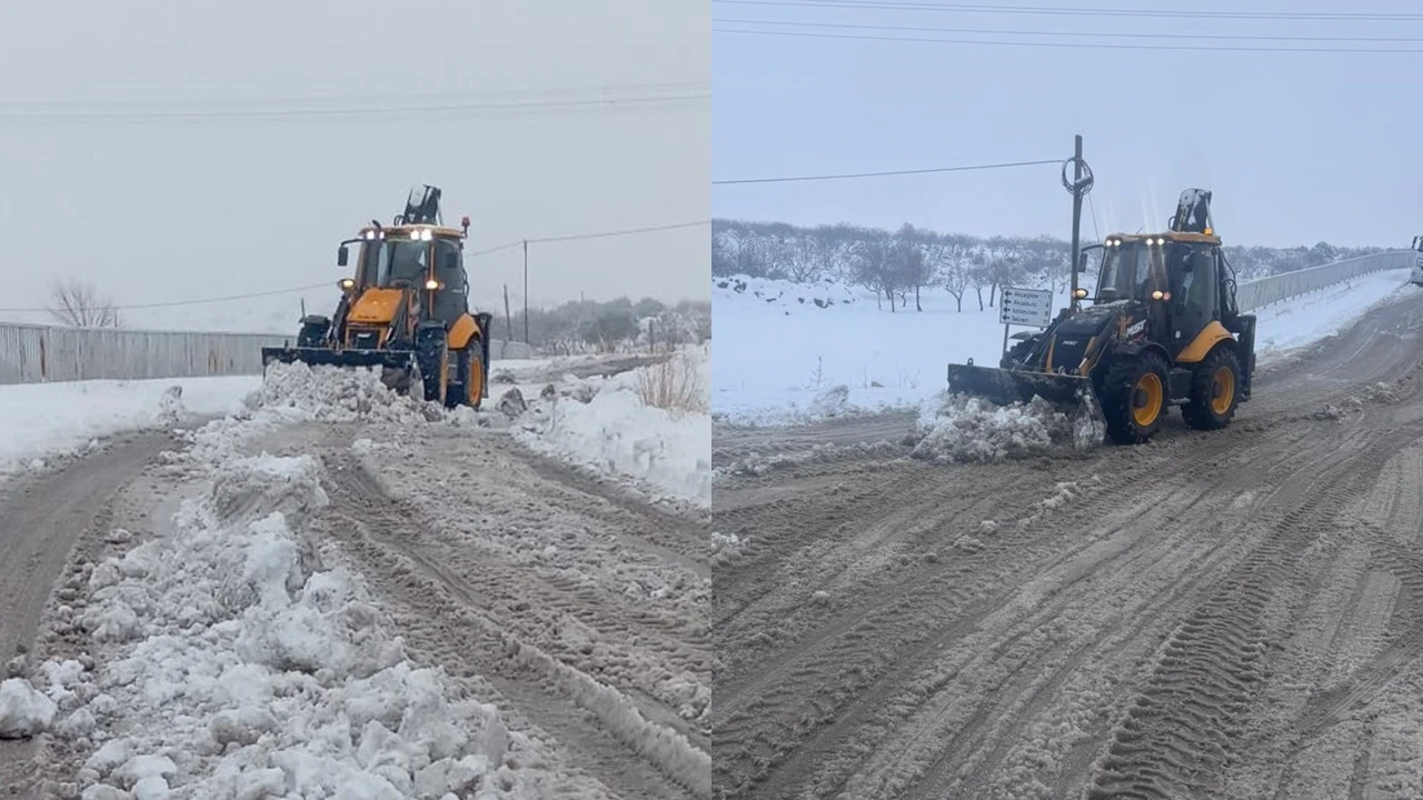 K&ouml;y yollarında karla m&uuml;cadele &ccedil;alışması s&uuml;r&uuml;yor...