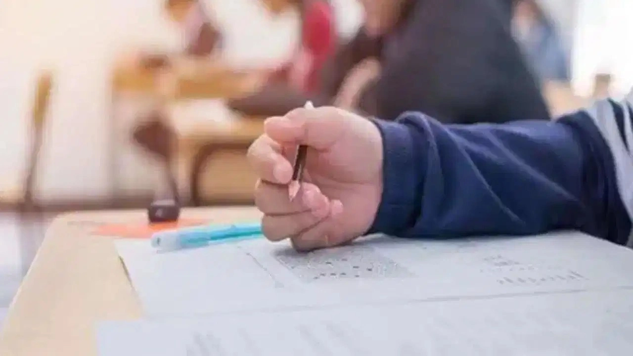 LGS'de skandal! Yanlış kitapçık dağıttılar, sınav ortasında topladılar