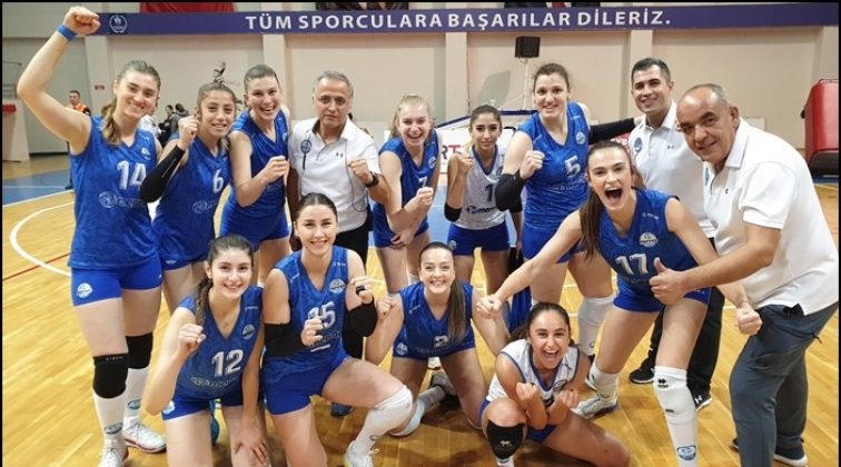 Mavi melekler deplasmanda galip