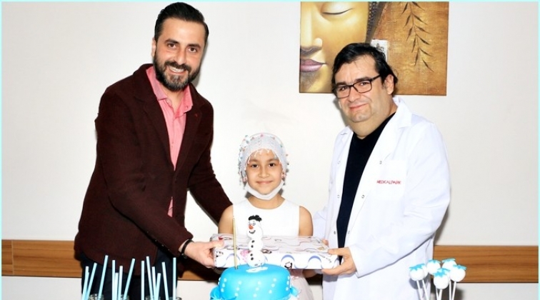 Medical Park’tan Bennu’ya doğum günü sürprizi