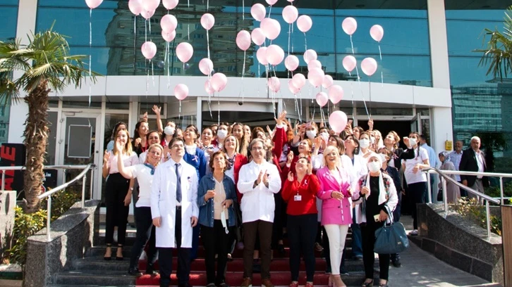 Medical Point Gaziantep’te Pembe Ekim Farkındalık etkinliği