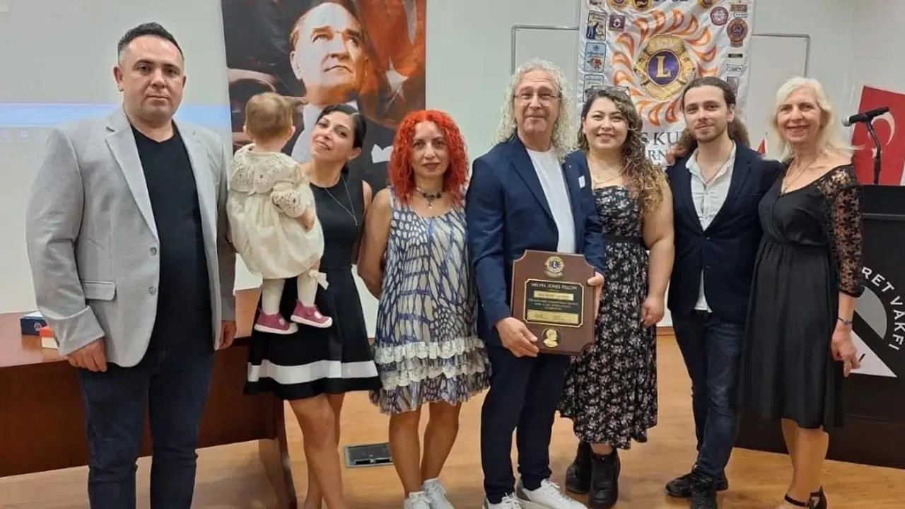 Melvin Jones ödülü Ali Nihat Yavşan'a