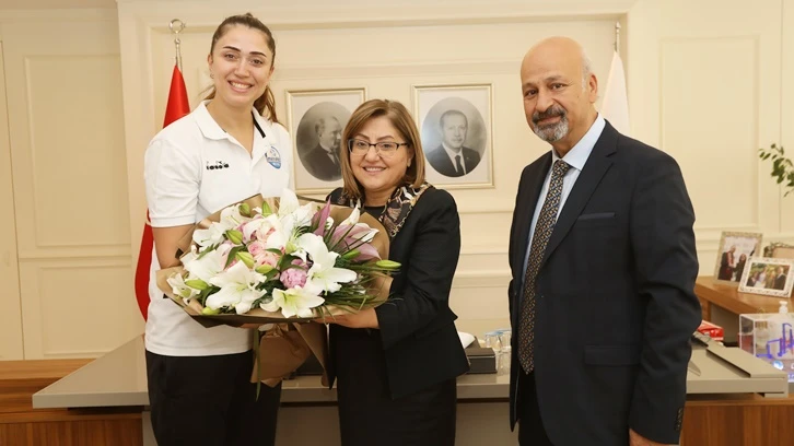 Merinosspor'dan Fatma Şahin’e ziyaret