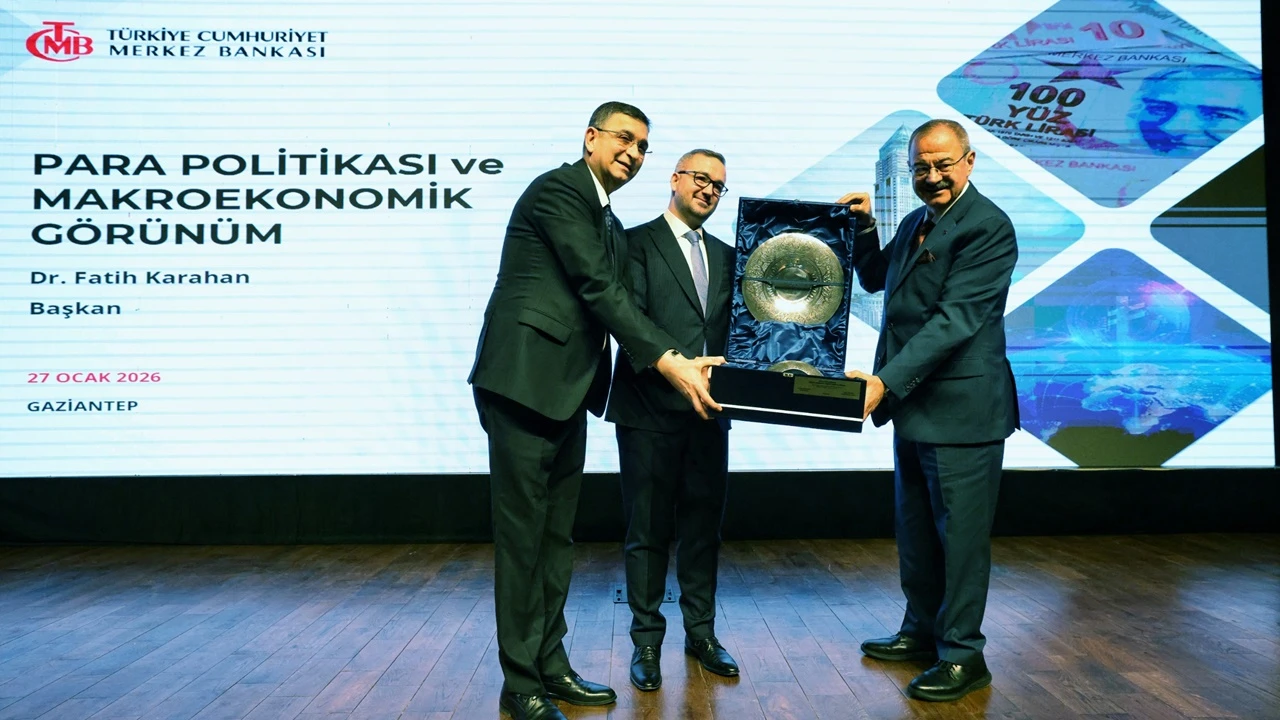 Merkez Bankası Başkanı Karahan iş d&uuml;nyası ile buluştu