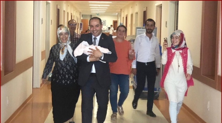 MHP İl Başkanı baba olma sevincini yaşadı