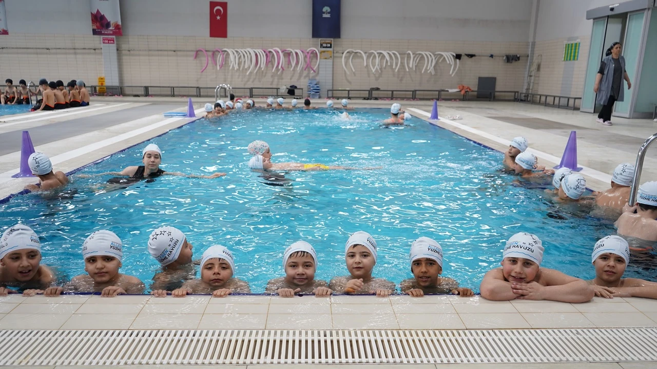 Minik kula&ccedil;lar Şehitkamil&rsquo;e renk katacak...