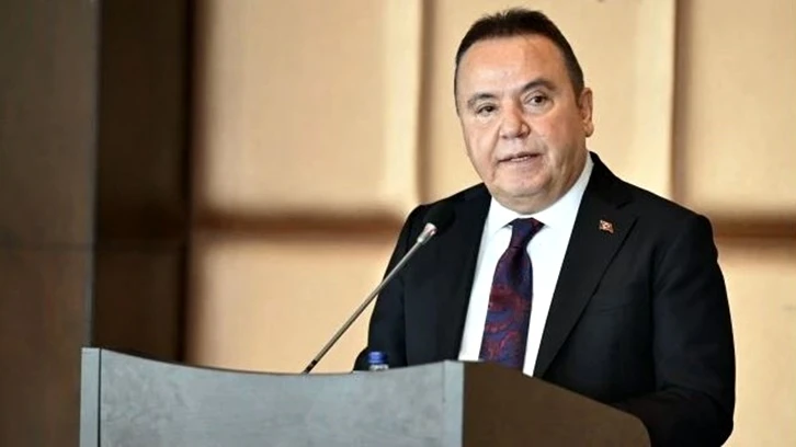 Muhittin Böcek: Bir ev için minnet edecek değilim!