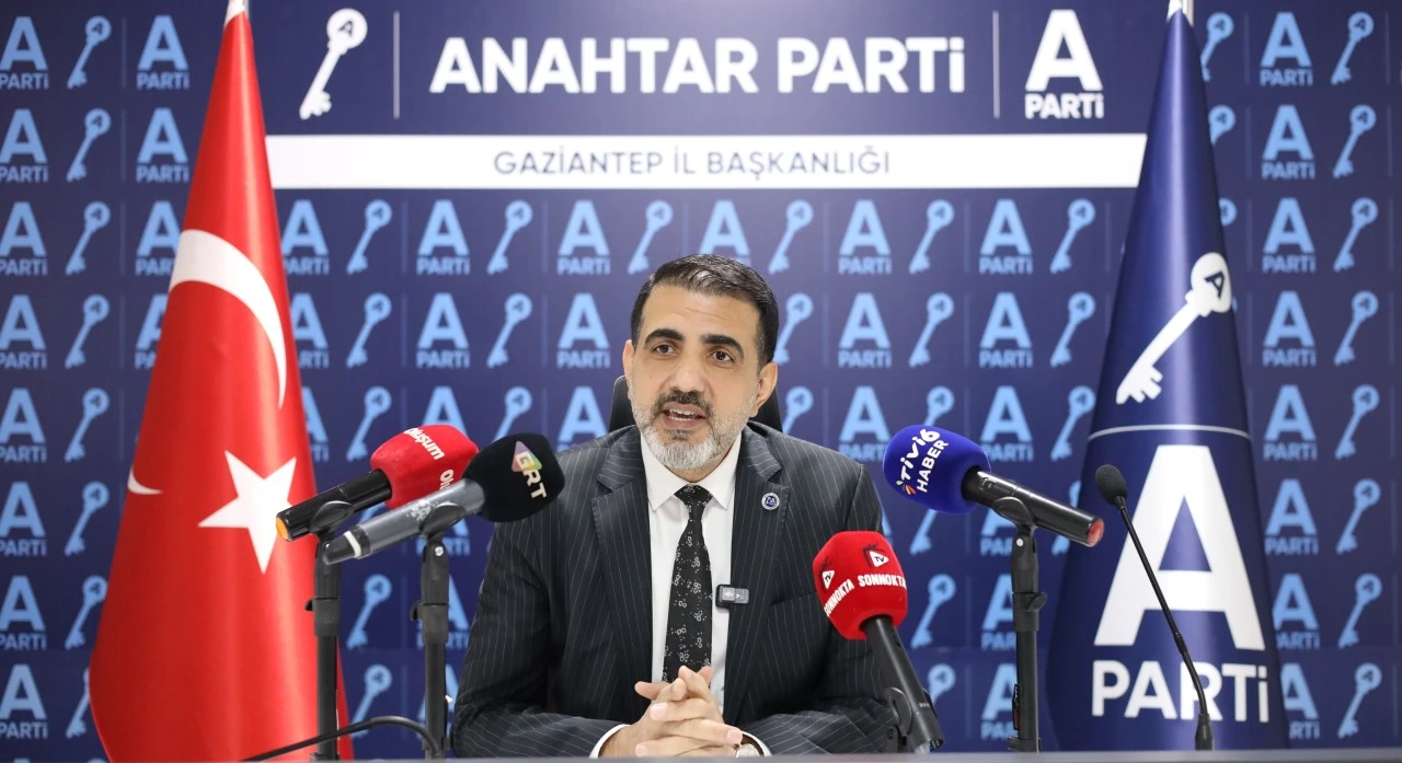 Murat &Uuml;z&uuml;mc&uuml;: Okullar şiddetin değil, geleceğin kalesidir!