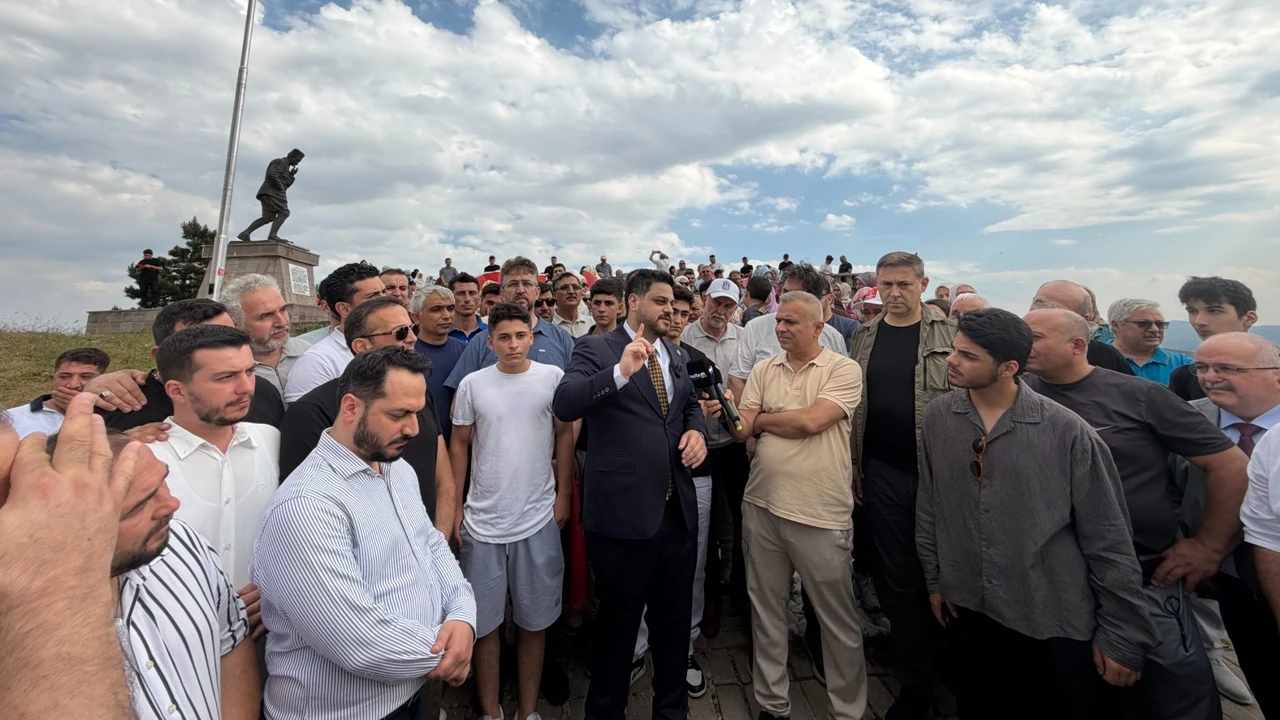 H&uuml;seyin Baş: Bu destansı Mill&icirc; M&uuml;cadele'nin adı Kurtuluş Savaşı'dır