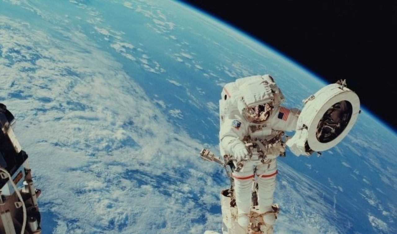 NASA bütçesine 6 milyar dolarlık kesinti