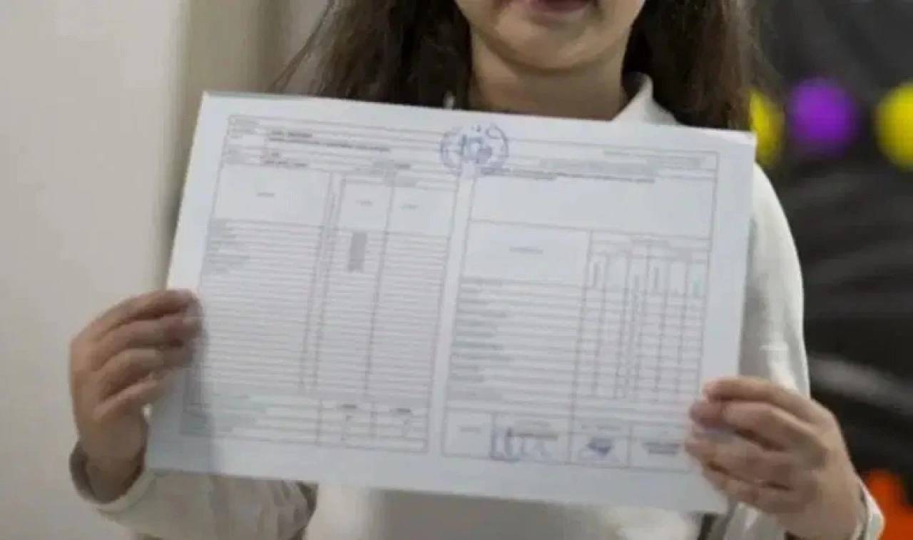 Okullar ne zaman kapanıyor? Karneler ne zaman, saat kaçta alınacak?