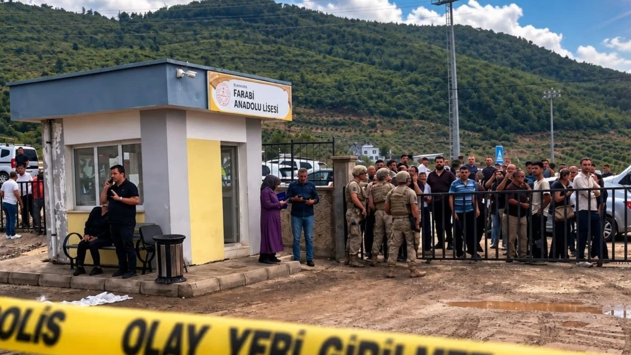 Osmaniye'de okul bah&ccedil;esinde &ouml;ğretmene silahlı saldırı