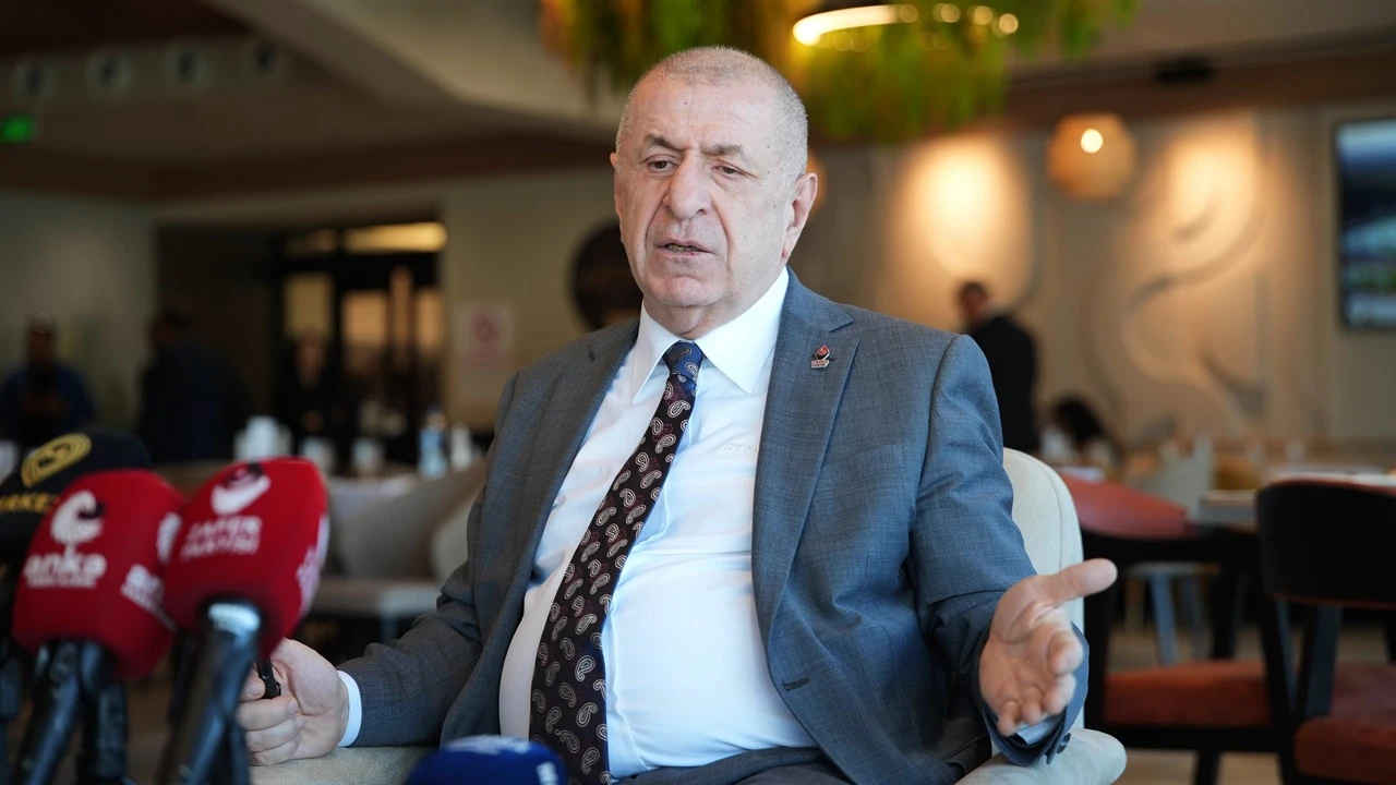 &Ouml;zdağ: Basının iktidardan korkmadığı ama iktidarın basından korktuğu bir T&uuml;rkiye olmalı