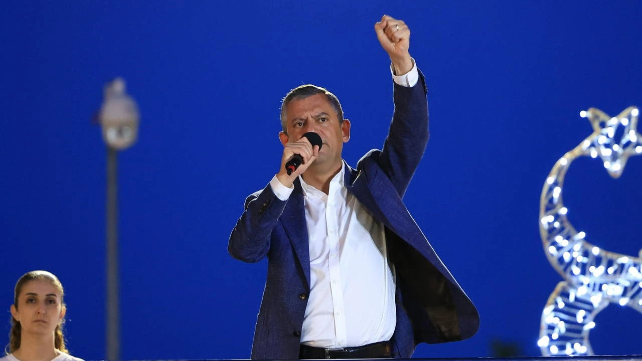 Özel’den Altaylı tepkisi… İktidara seslendi: ‘Artık hiç kimseyi baskıyla sindiremezsiniz’