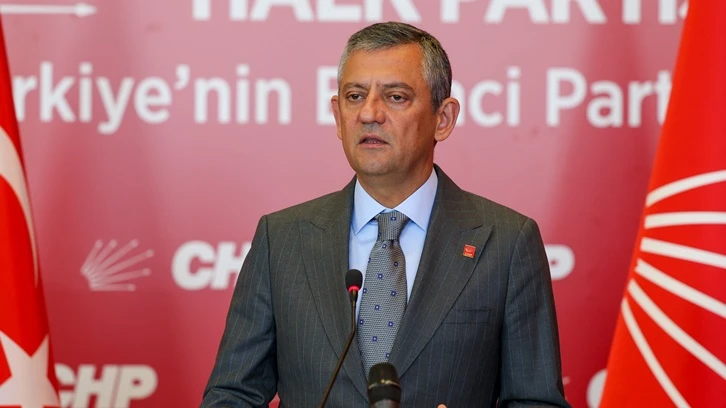 Özgür Özel: CHP’yi kurultayda seçilmemiş kimse yönetemez!