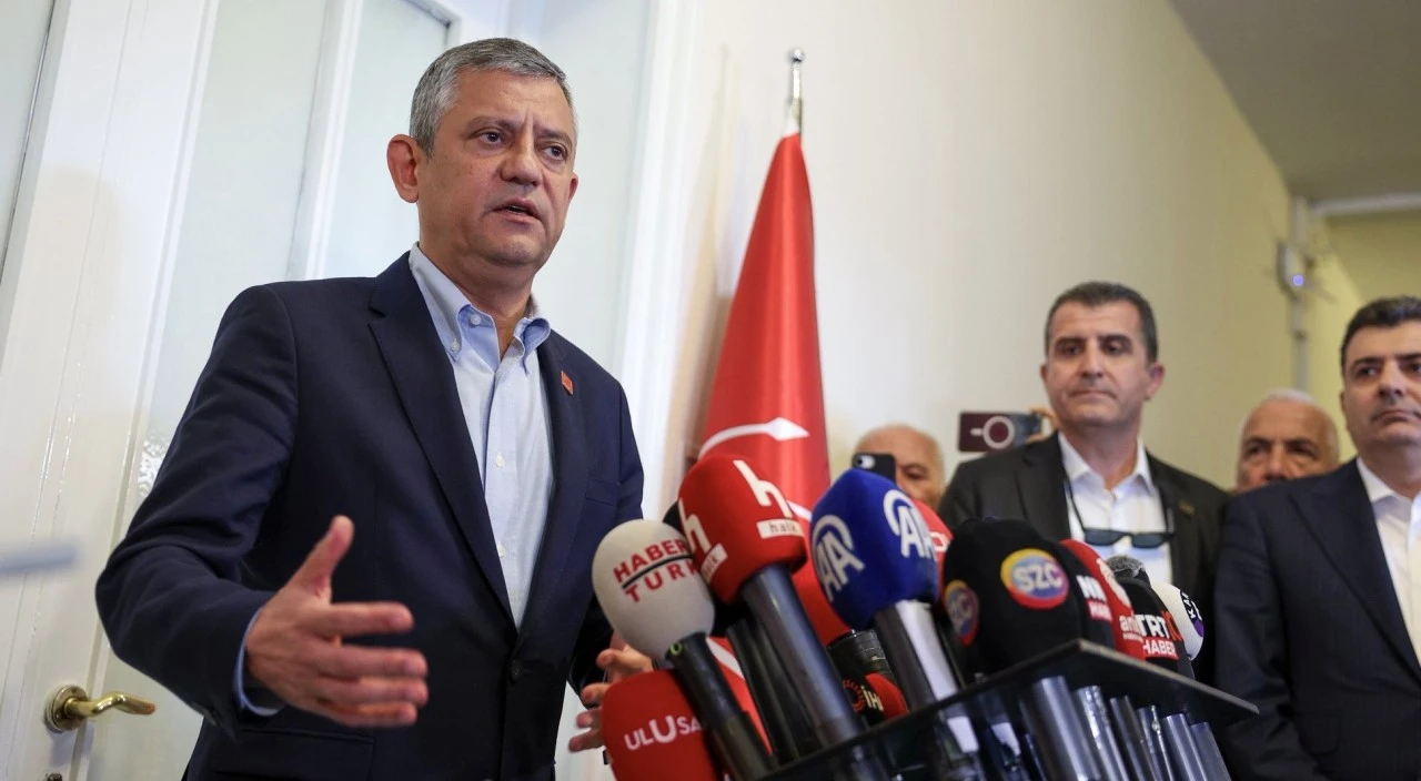 &Ouml;zg&uuml;r &Ouml;zel: Yarın benim konuşacağım grup toplantısı yapılacak 