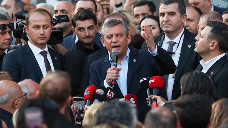 Özgür Özel: Biz korkmuyoruz ama onlar korksunlar!