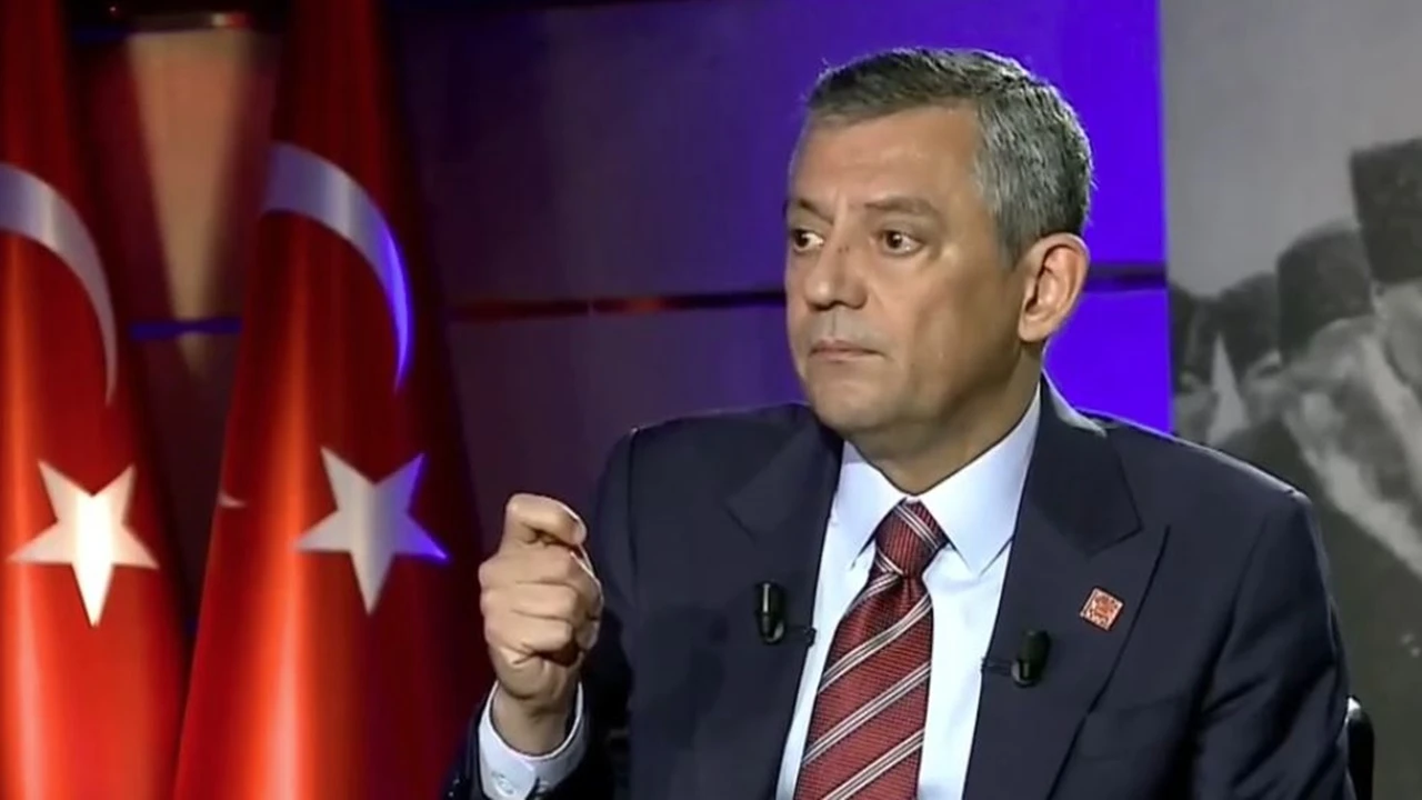 &Ouml;zg&uuml;r &Ouml;zel'den, Akın G&uuml;rlek hakkında su&ccedil; duyurusu