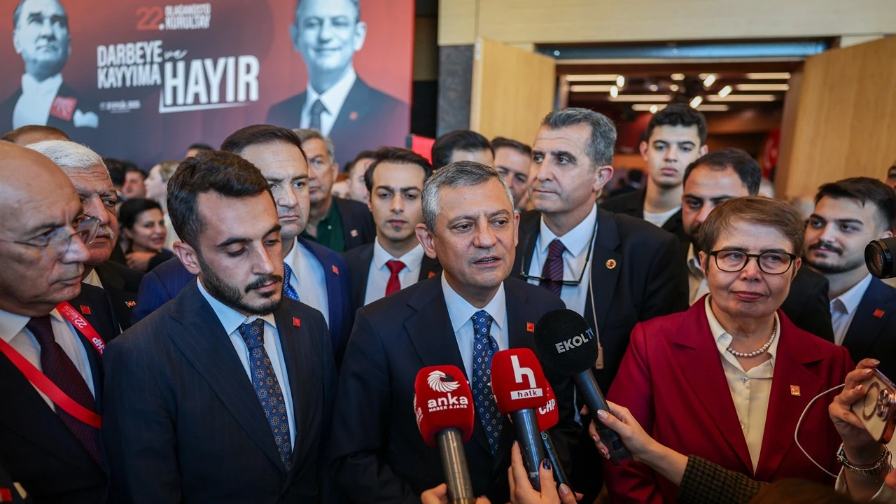 Özgür Özel'den, Bayrampaşa yorumu: Kurada hak yerini buldu!