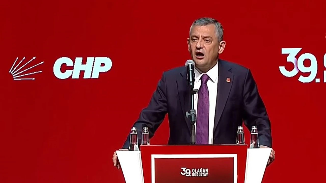 Özgür Özel'den 'CHP'de arınma' söylemlerine yanıt 