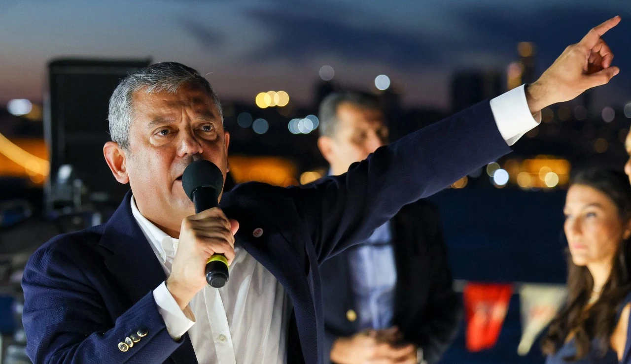 &Ouml;zg&uuml;r &Ouml;zel'den Erdoğan&rsquo;a: Bu mu senin demokratlığın, bu mu senin cesaretin, bu mu senin g&uuml;c&uuml;n?