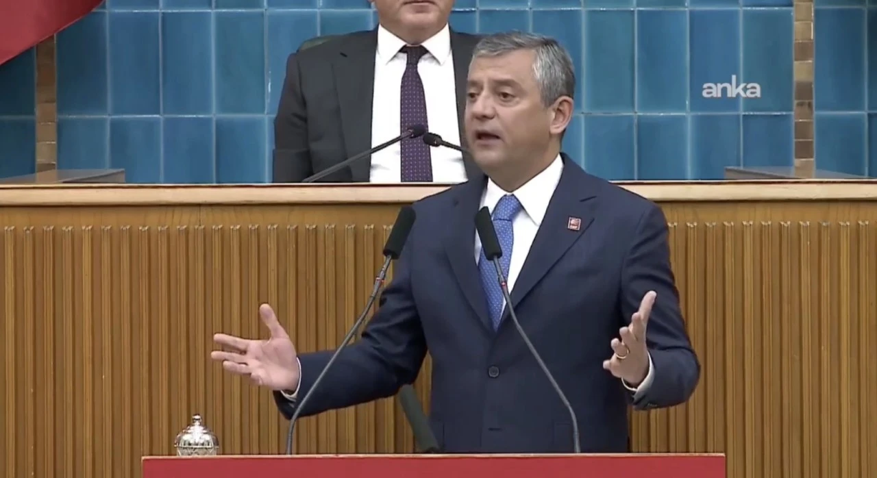 &Ouml;zg&uuml;r &Ouml;zel'den Kılı&ccedil;daroğlu'na &ccedil;ağrı: Derhal kurultay...