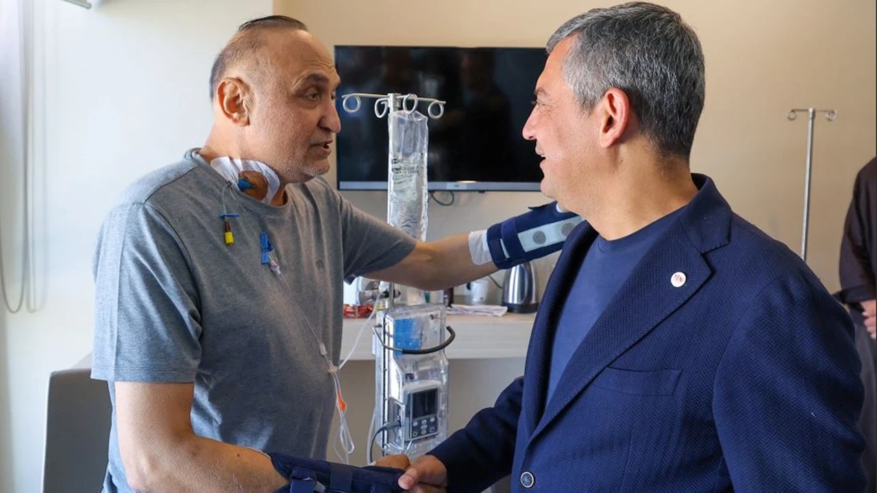 &Ouml;zg&uuml;r &Ouml;zel&rsquo;den Melih Meri&ccedil;&rsquo;e hastane ziyareti