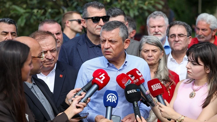 Özgür Özel'den tüm AKP'lilere çağrı